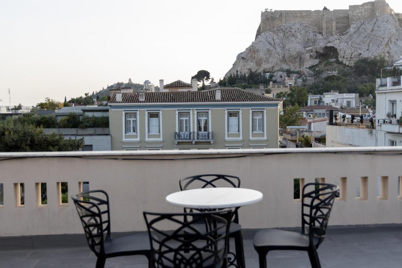 Historic Plaka'S Deluxe Apartment أثينا المظهر الخارجي الصورة